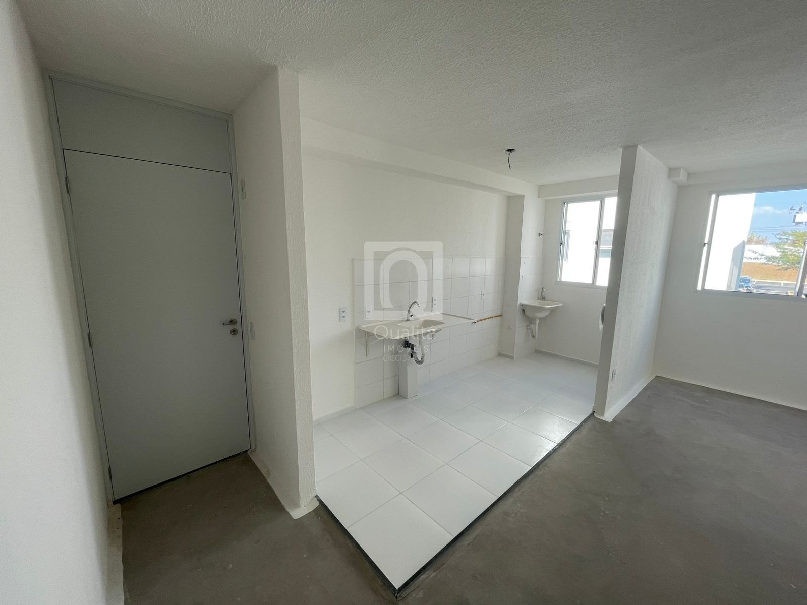 Apartamento à venda com 2 quartos, 43m² - Foto 3