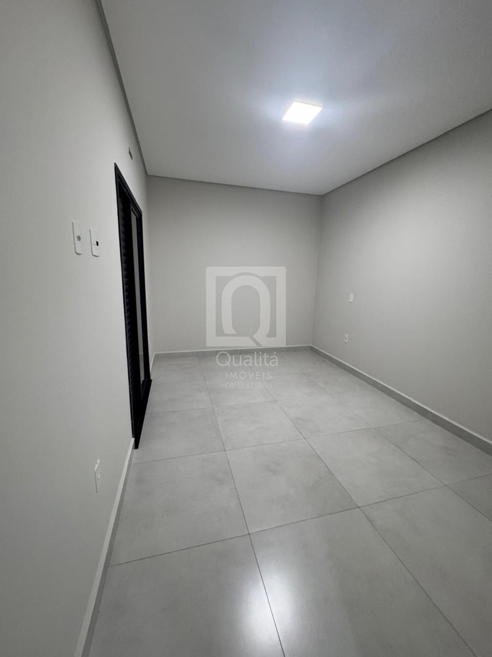 Casa à venda com 2 quartos, 154m² - Foto 4