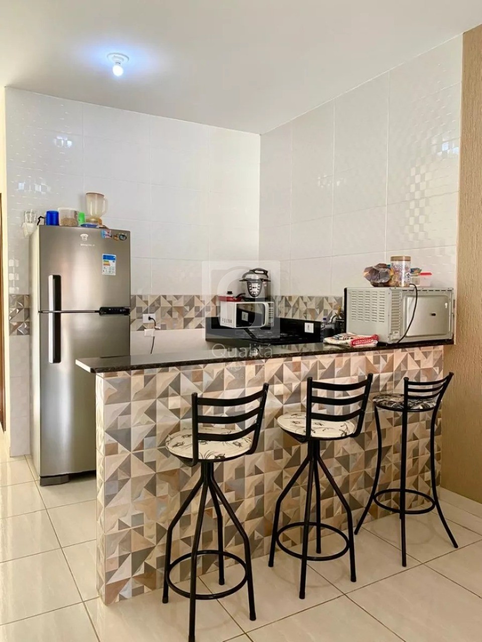 Casa à venda com 2 quartos, 48m² - Foto 1