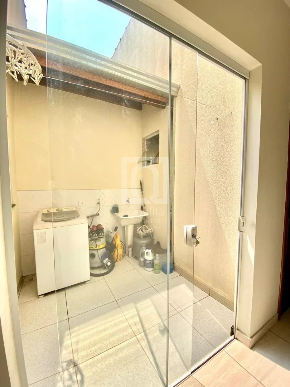 Casa à venda com 2 quartos, 48m² - Foto 7