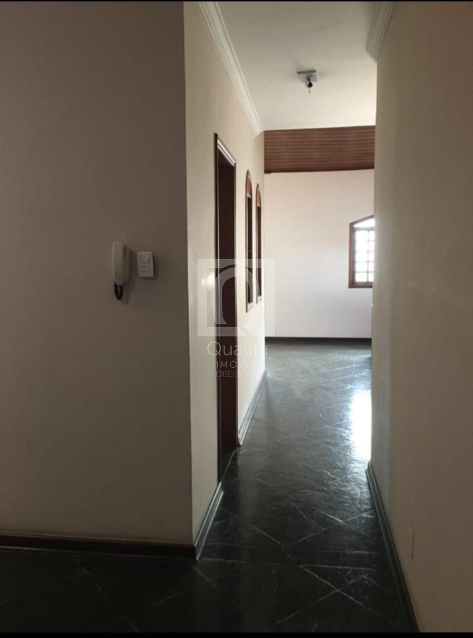 Sobrado à venda com 5 quartos, 250m² - Foto 9