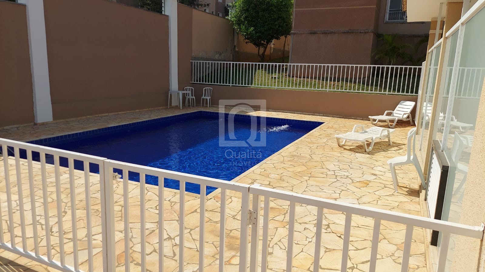 Apartamento à venda com 2 quartos, 49m² - Foto 18