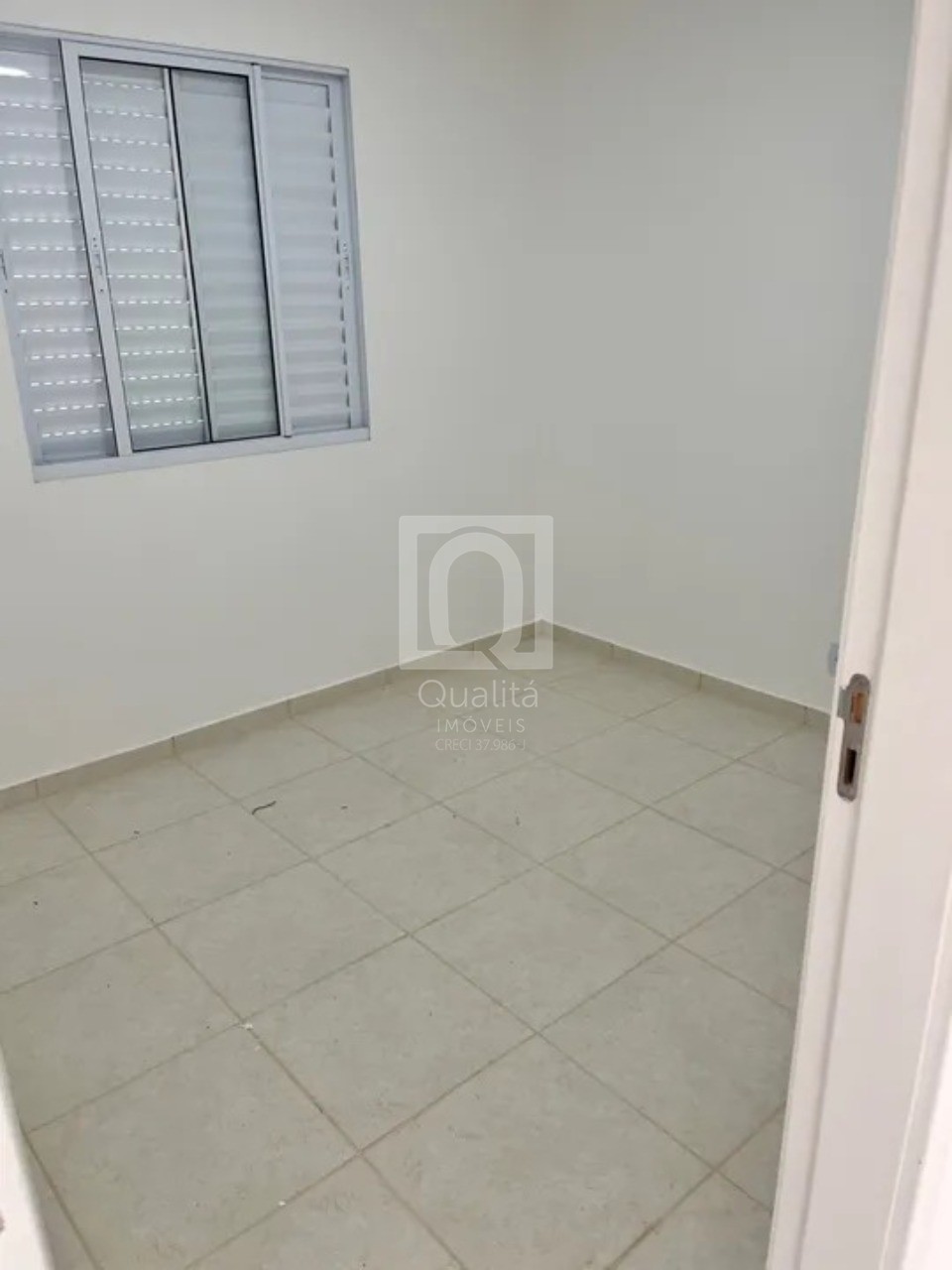 Casa de Condomínio à venda com 2 quartos, 50000m² - Foto 11