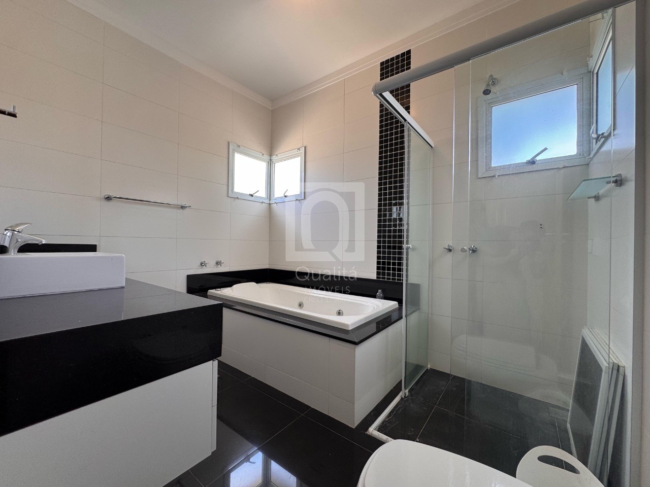 Casa de Condomínio à venda com 6 quartos, 296m² - Foto 16