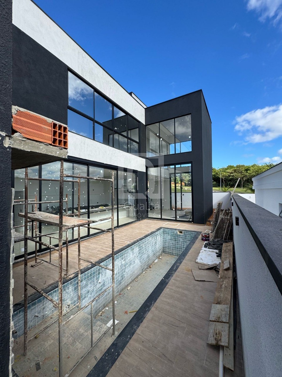 Sobrado à venda com 3 quartos, 404m² - Foto 4
