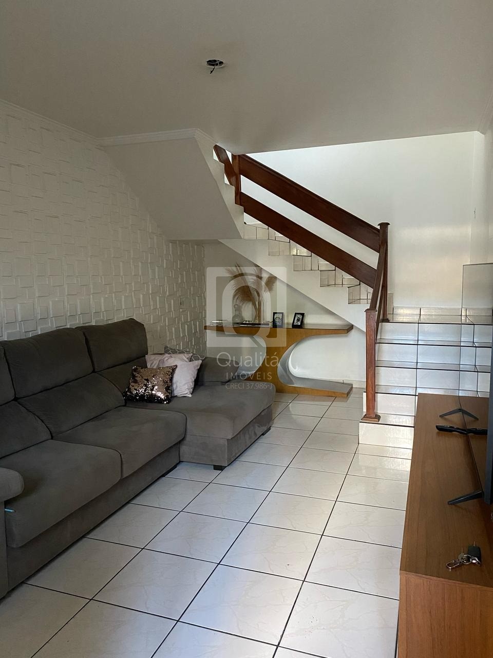 Sobrado à venda com 2 quartos, 150m² - Foto 2