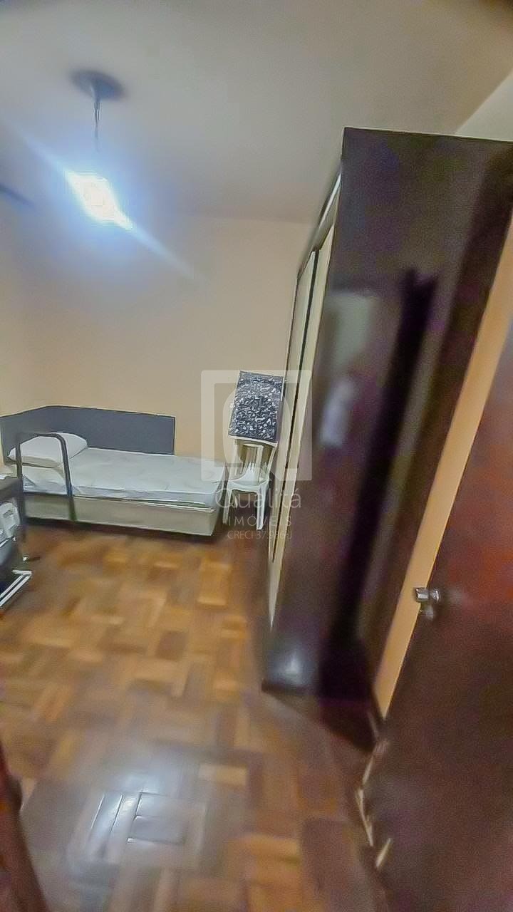 Casa à venda com 3 quartos, 216m² - Foto 7