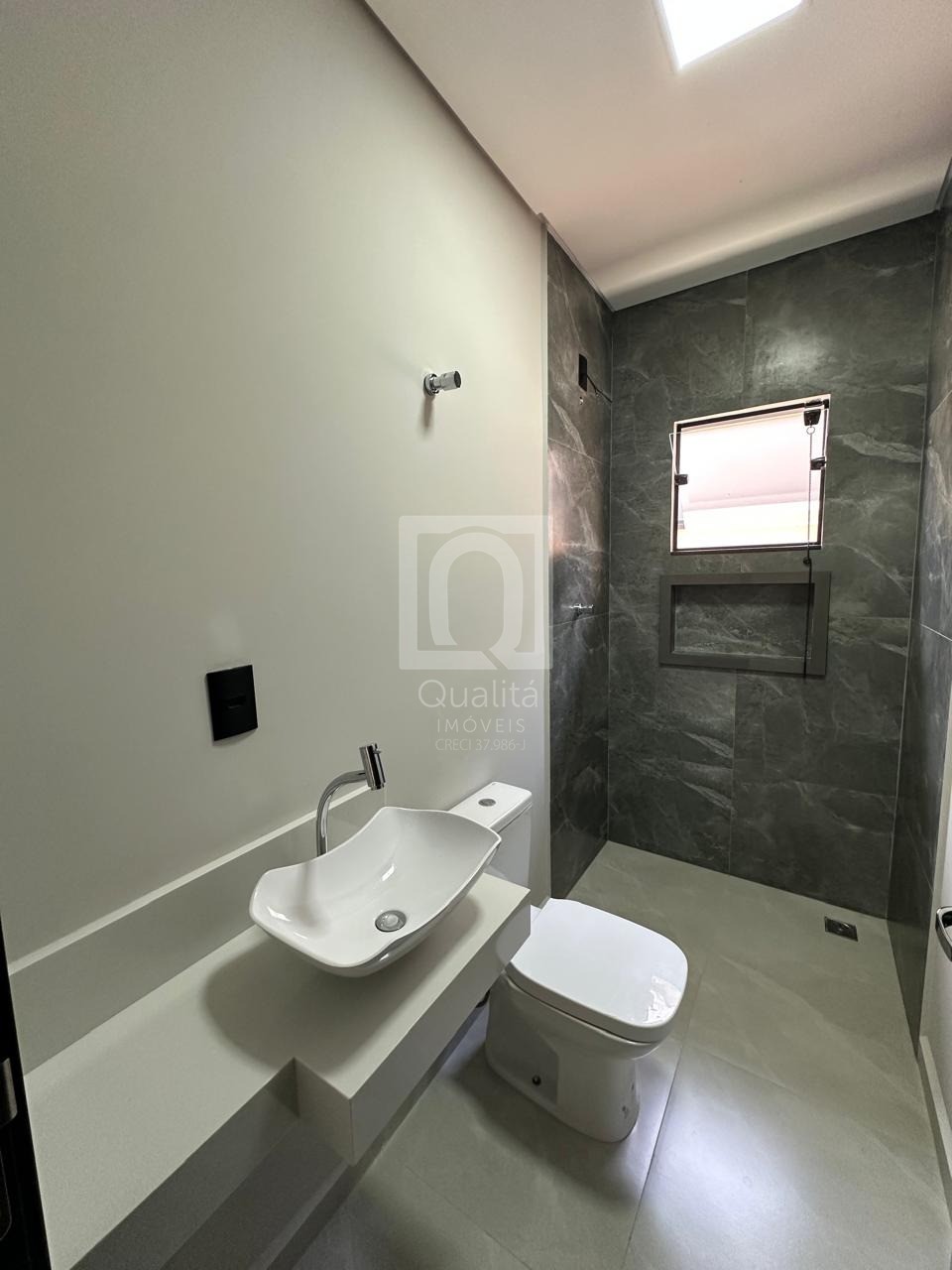 Casa de Condomínio à venda com 3 quartos, 250m² - Foto 11