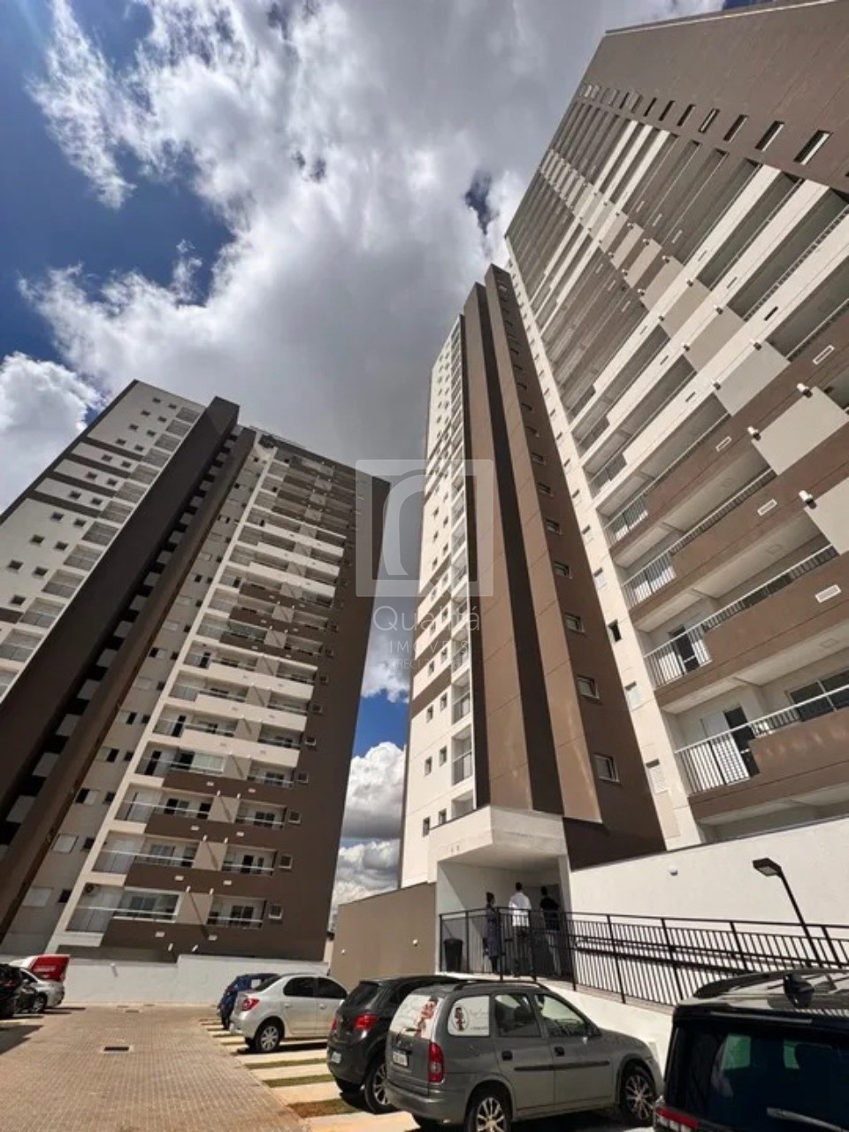Apartamento à venda com 2 quartos, 62m² - Foto 1