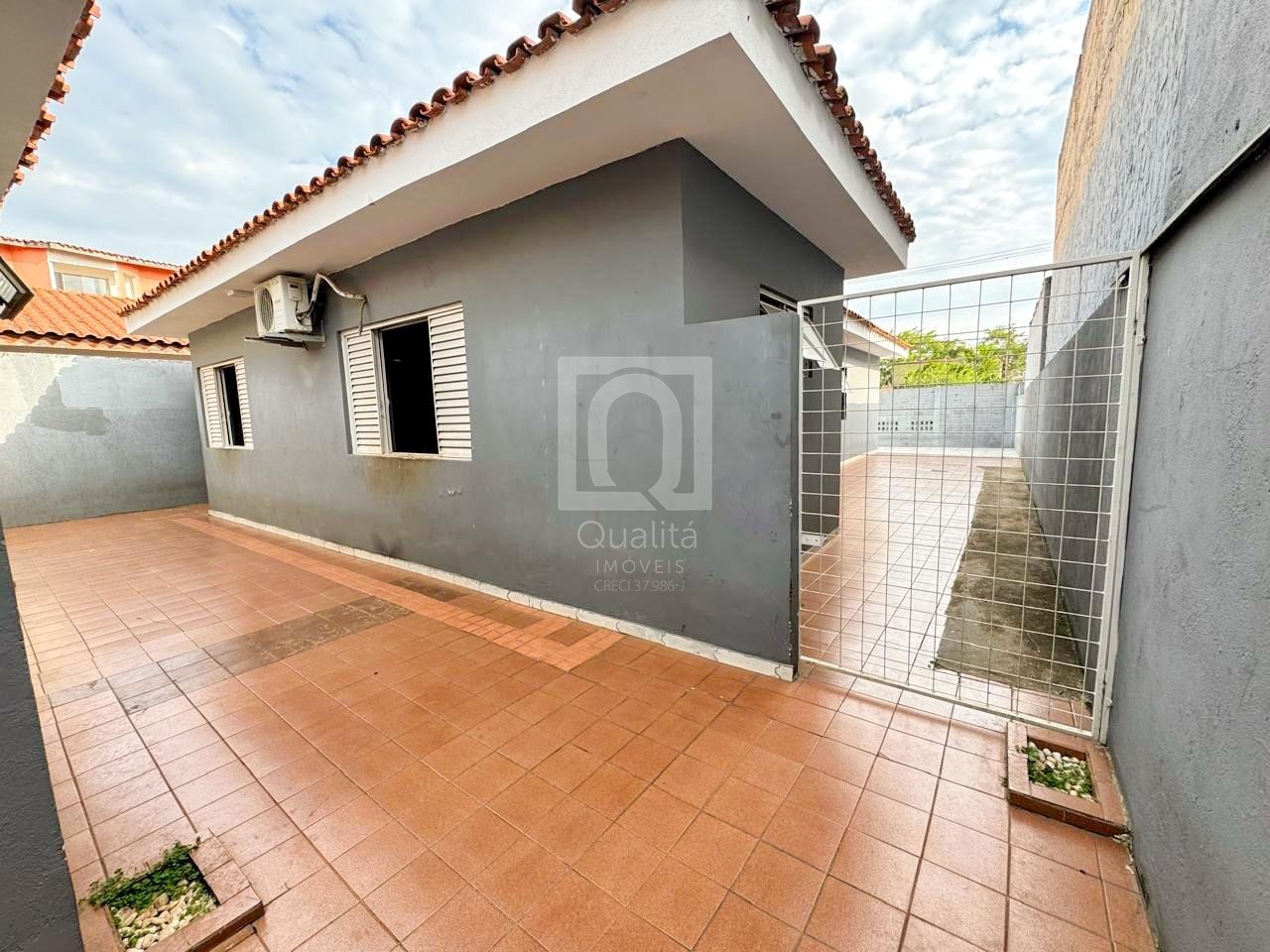 Casa à venda com 3 quartos, 360m² - Foto 22