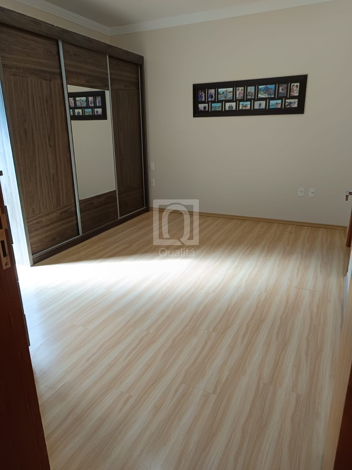 Casa de Condomínio à venda com 3 quartos, 300m² - Foto 18