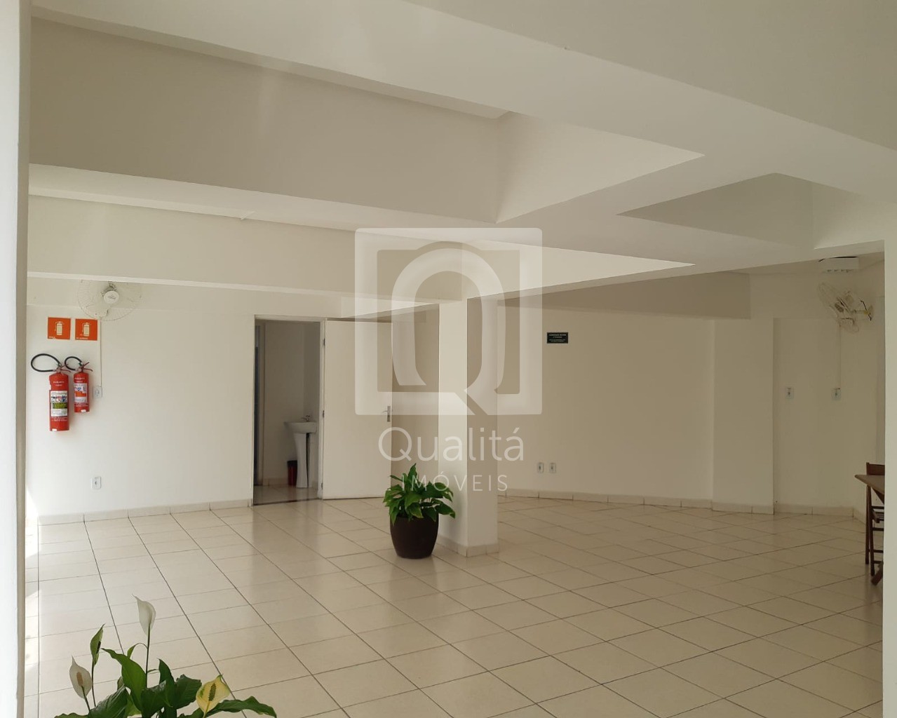 Apartamento à venda com 2 quartos, 56m² - Foto 17