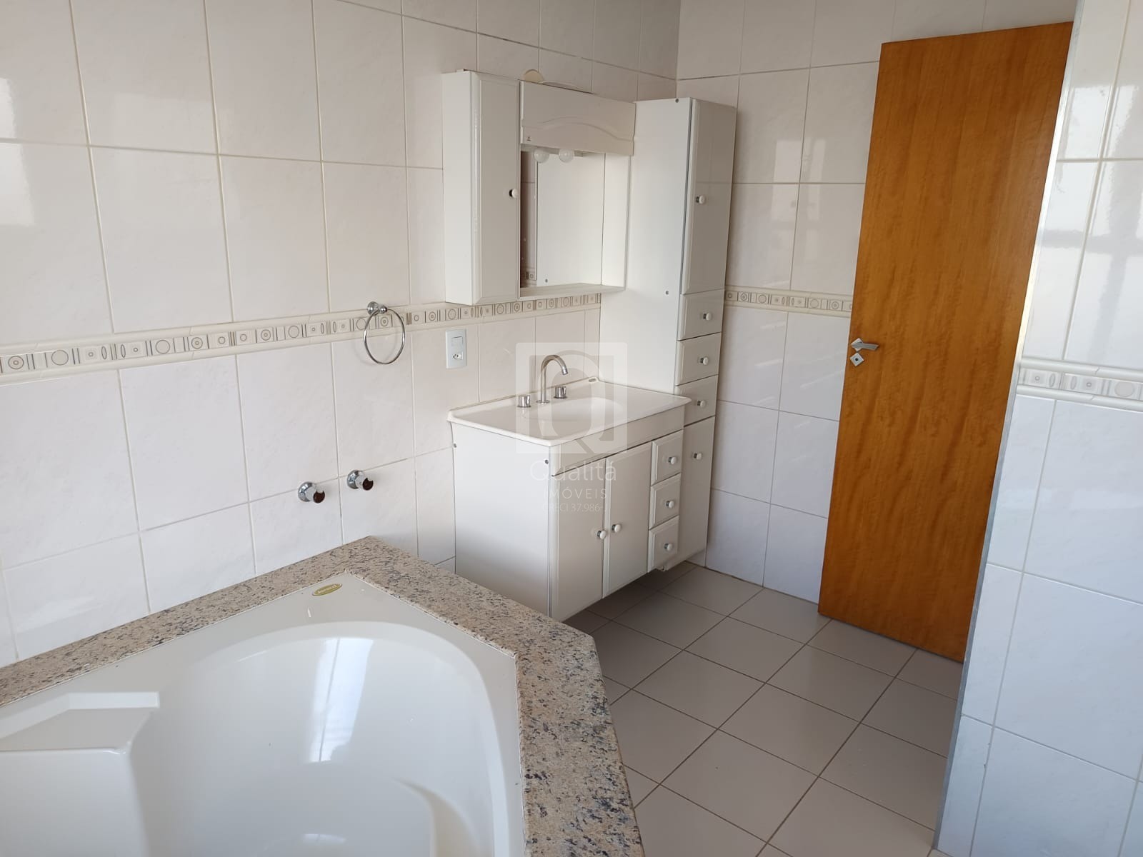 Casa de Condomínio à venda com 3 quartos, 300m² - Foto 22
