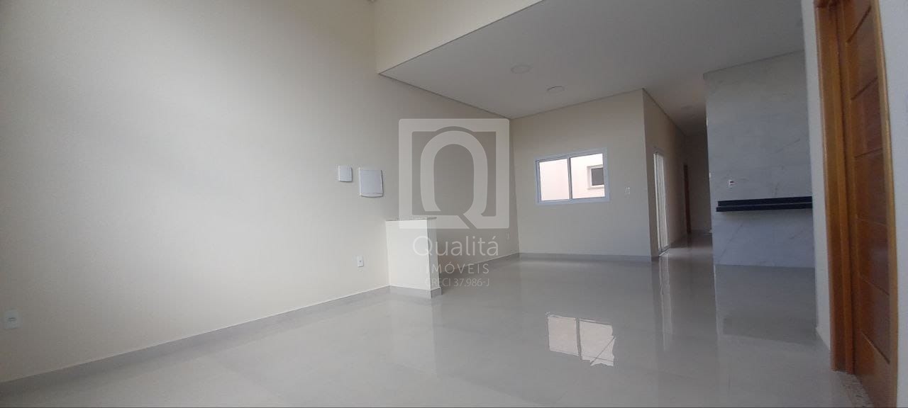 Casa de Condomínio à venda com 3 quartos, 200m² - Foto 2
