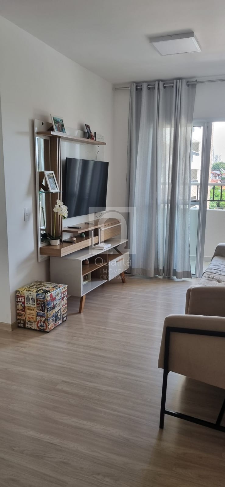 Apartamento à venda com 2 quartos, 60m² - Foto 4