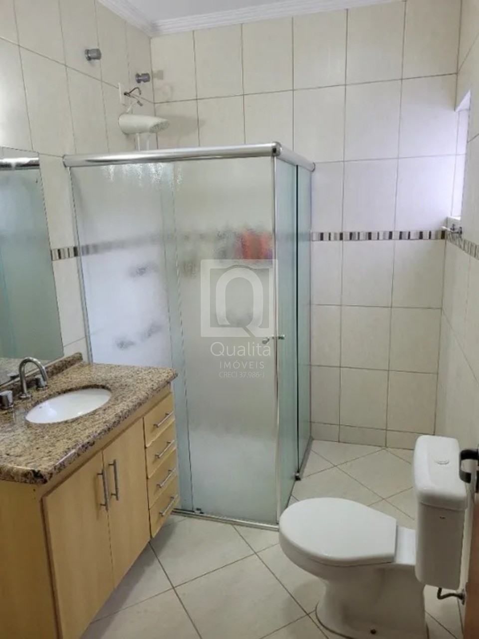 Casa à venda com 3 quartos, 220m² - Foto 15