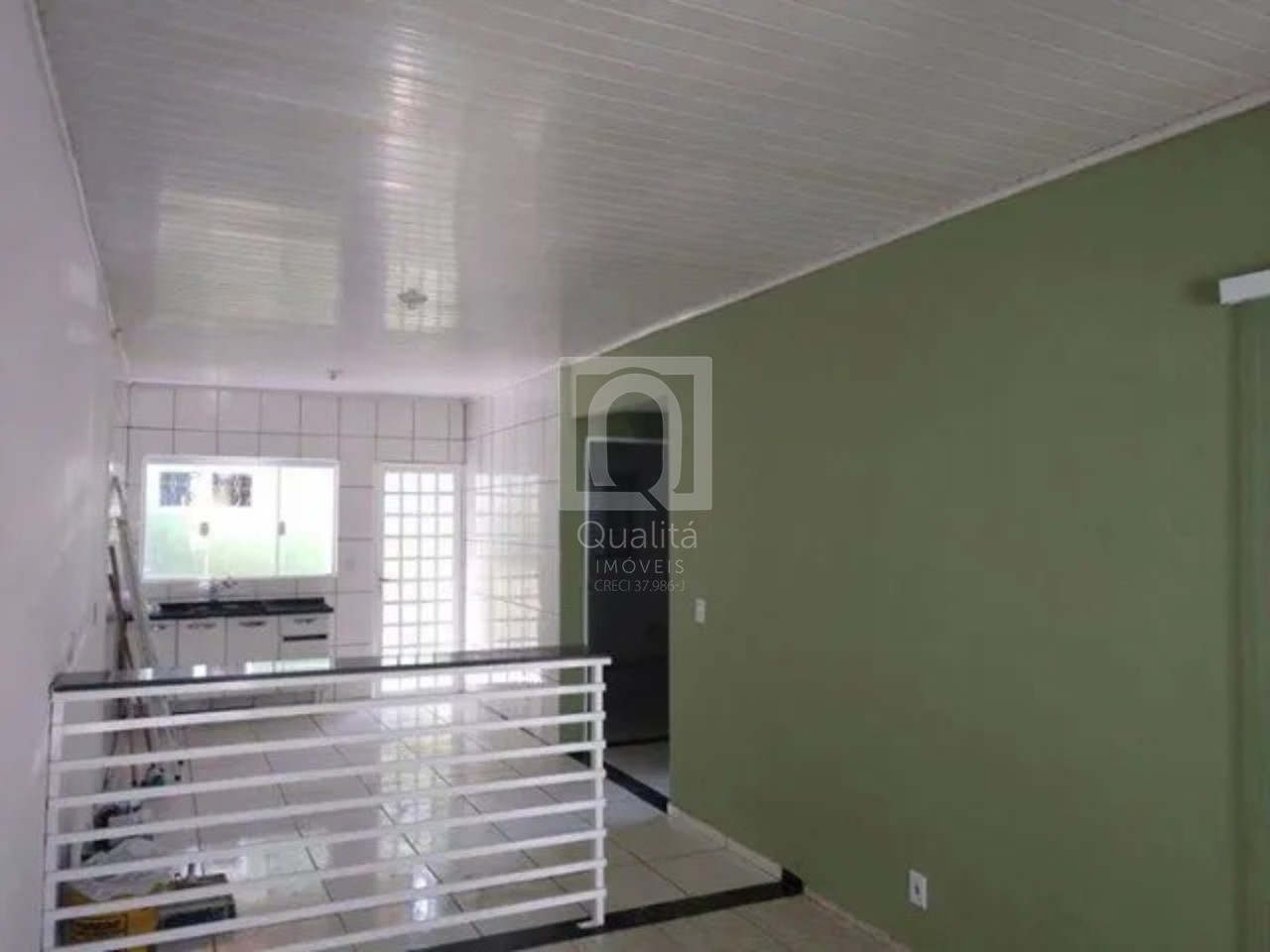 Casa à venda com 3 quartos, 143m² - Foto 2