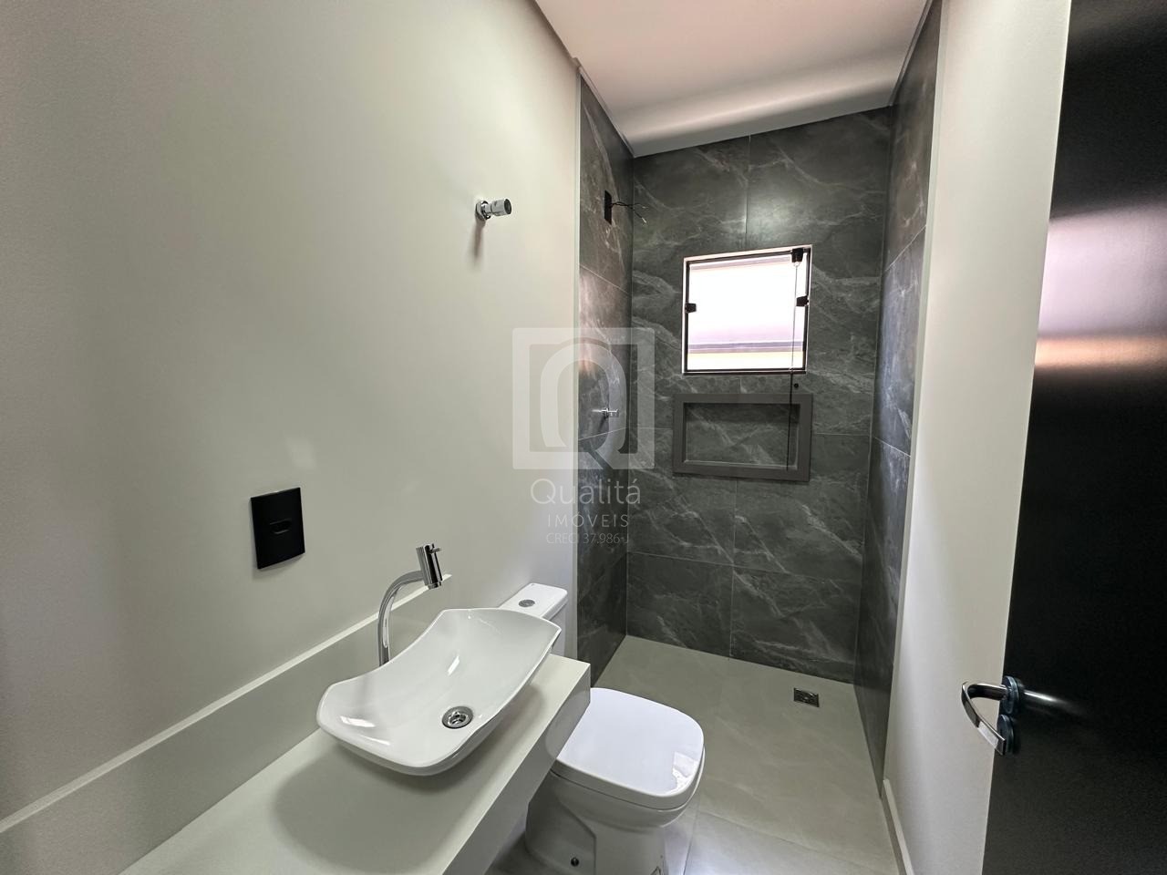 Casa de Condomínio à venda com 3 quartos, 250m² - Foto 10