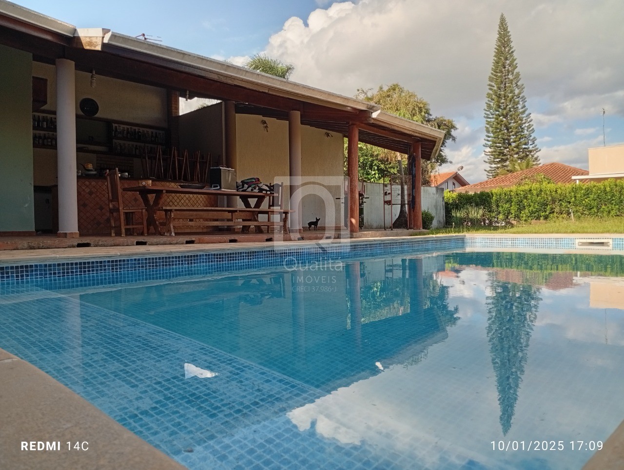 Casa de Condomínio à venda e aluguel com 5 quartos, 800m² - Foto 1