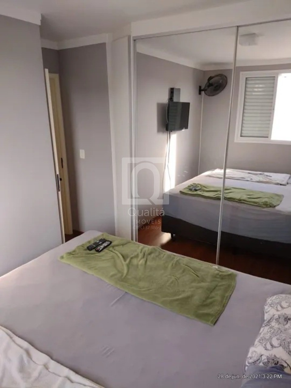 Apartamento à venda com 2 quartos, 62m² - Foto 6