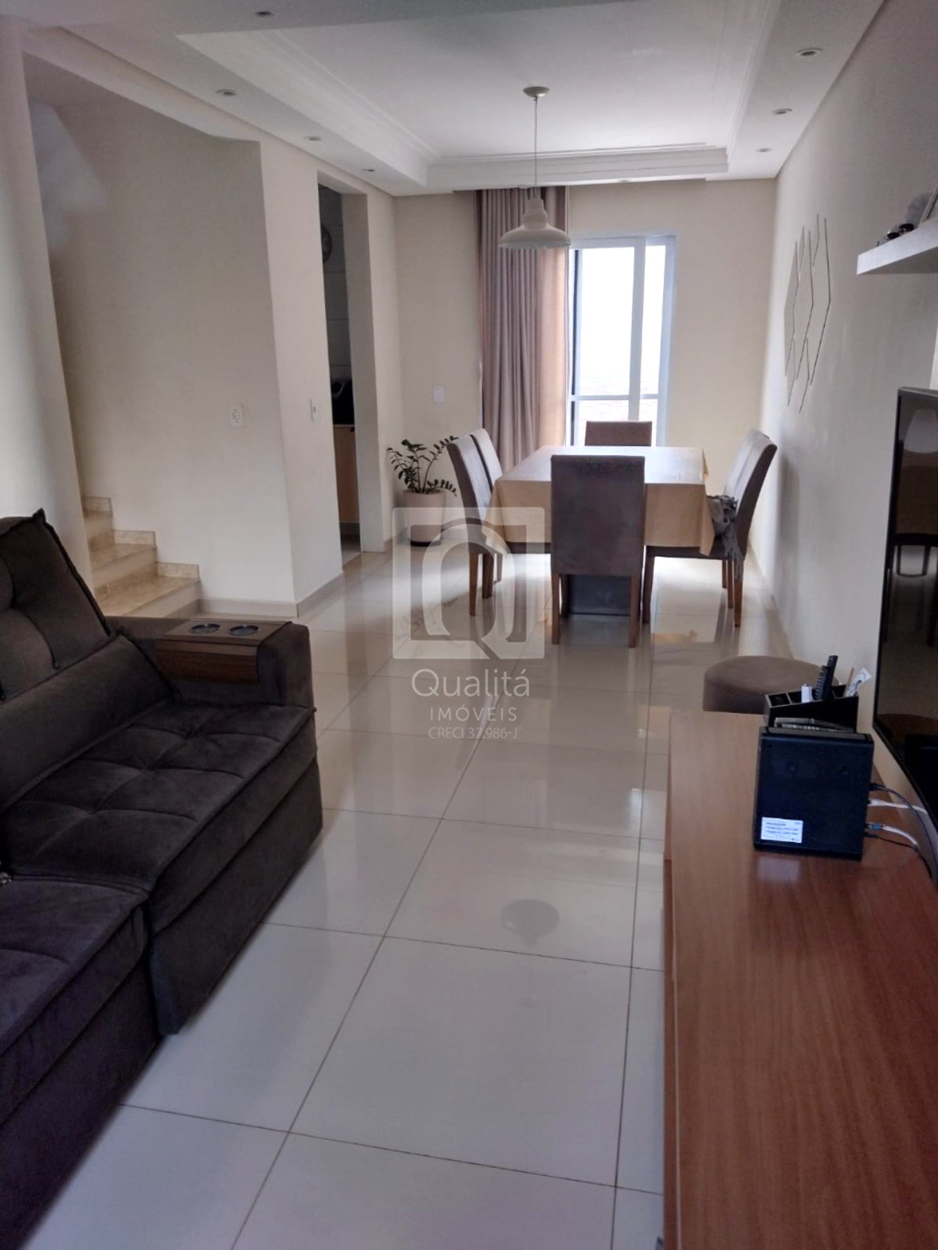 Casa de Condomínio à venda com 3 quartos, 113m² - Foto 2