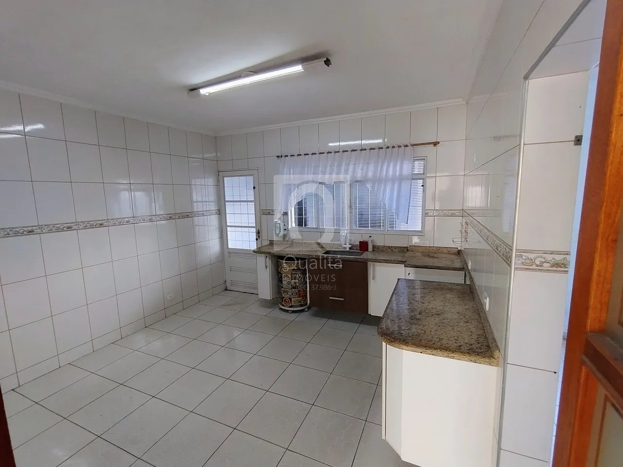 Apartamento à venda com 2 quartos, 42m² - Foto 4