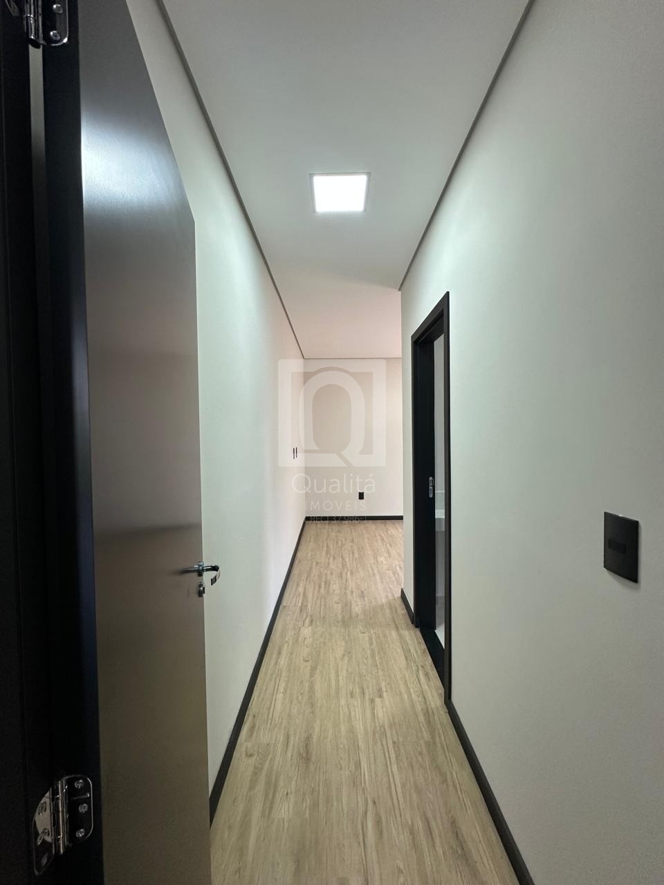 Casa de Condomínio à venda com 3 quartos, 250m² - Foto 9