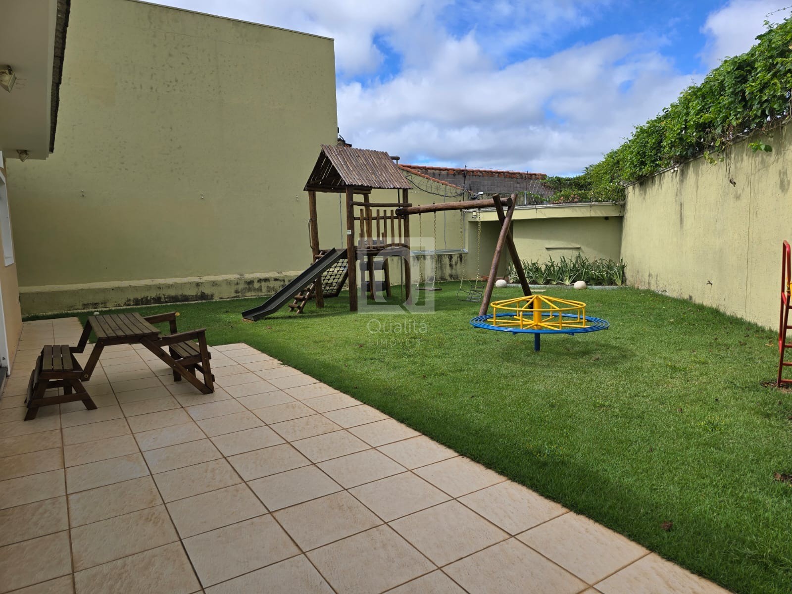 Casa de Condomínio à venda com 5 quartos, 228m² - Foto 50