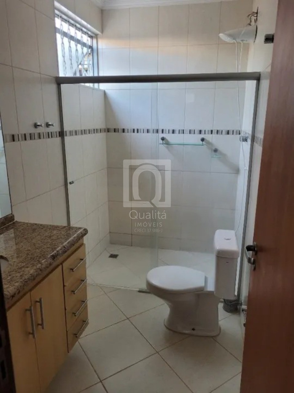 Casa à venda com 3 quartos, 220m² - Foto 16