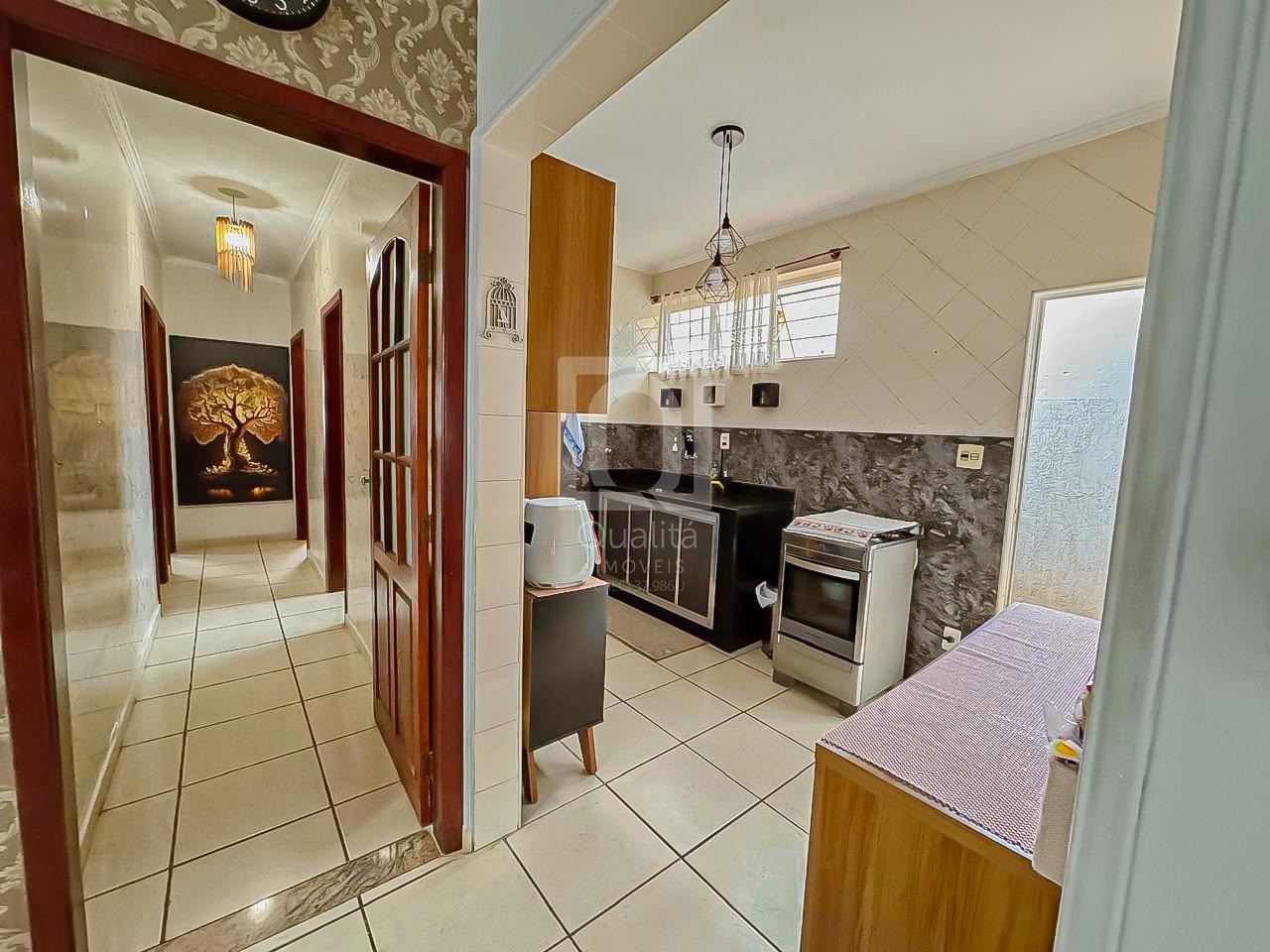 Casa à venda com 3 quartos, 360m² - Foto 6