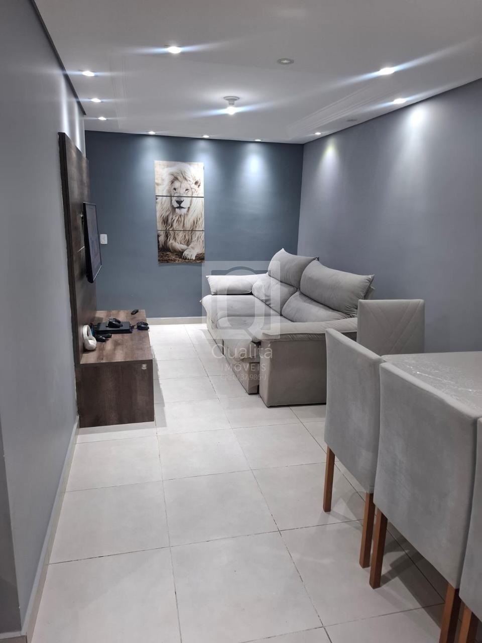 Casa de Condomínio à venda com 3 quartos, 210m² - Foto 1