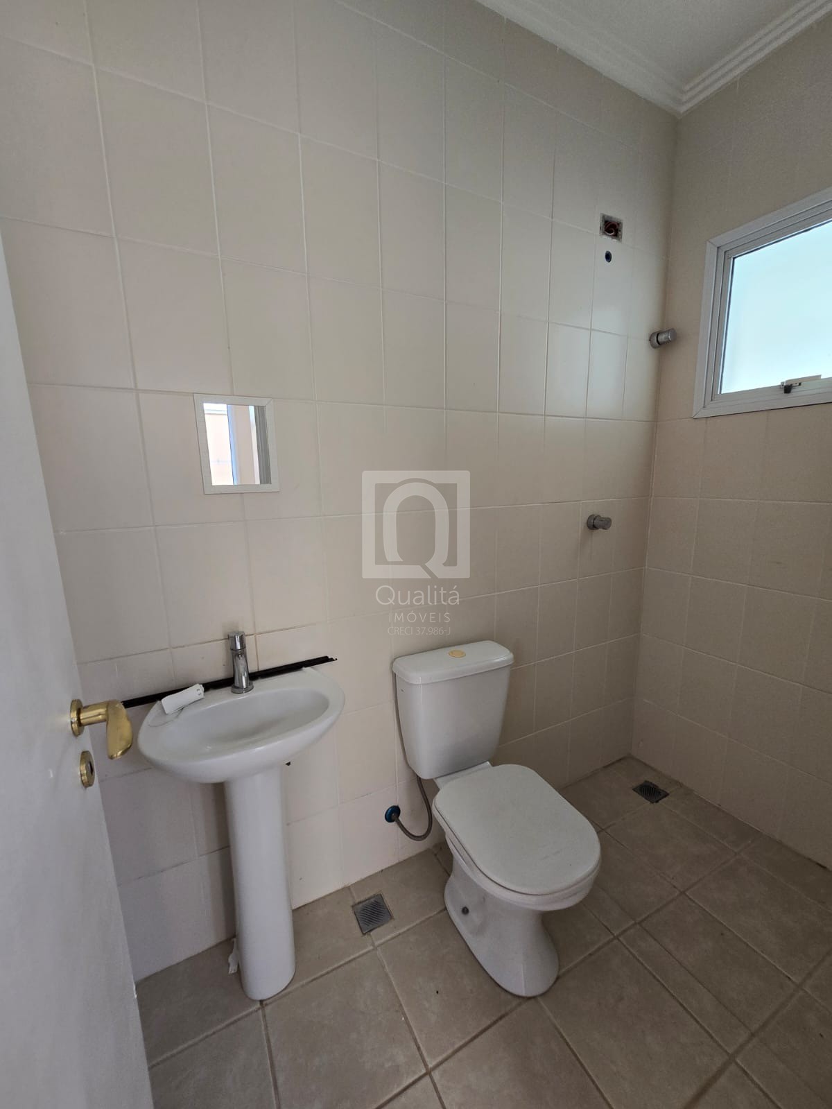 Casa de Condomínio à venda com 5 quartos, 228m² - Foto 28