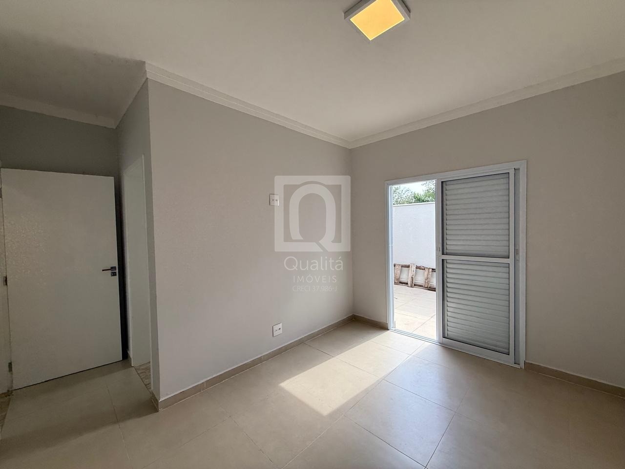 Casa de Condomínio à venda com 3 quartos, 1000m² - Foto 4