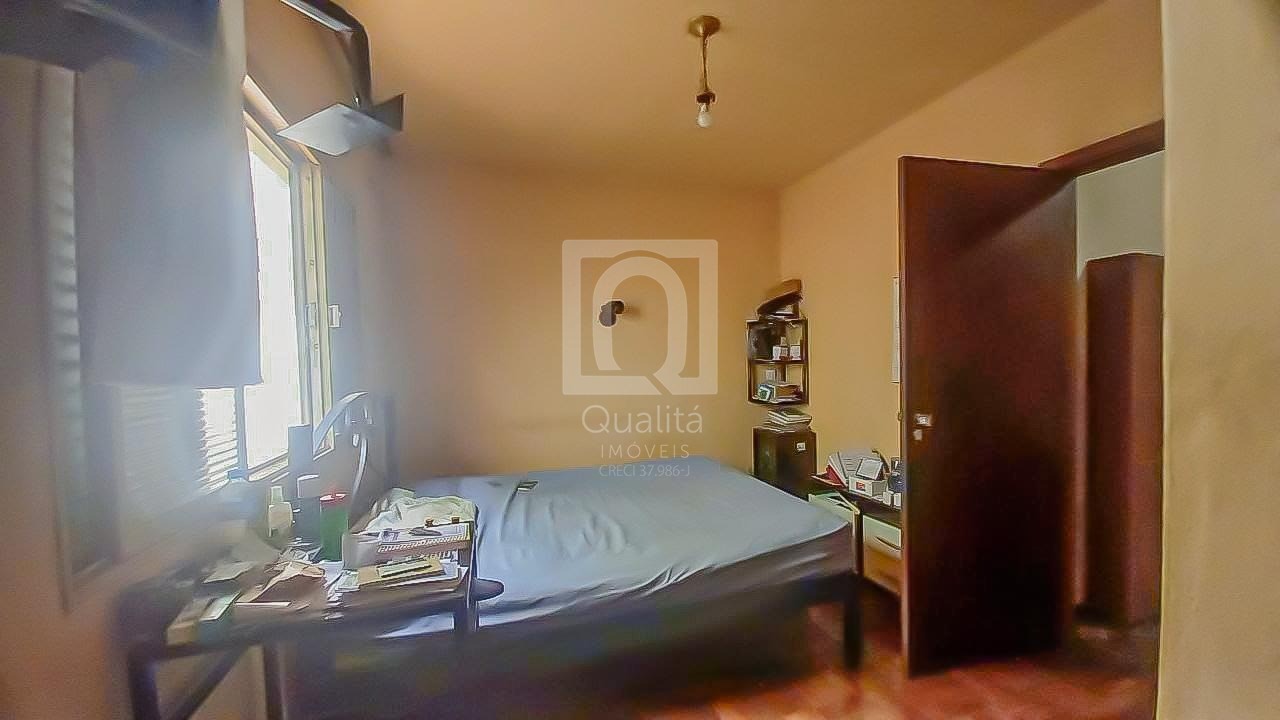 Casa à venda com 3 quartos, 216m² - Foto 3