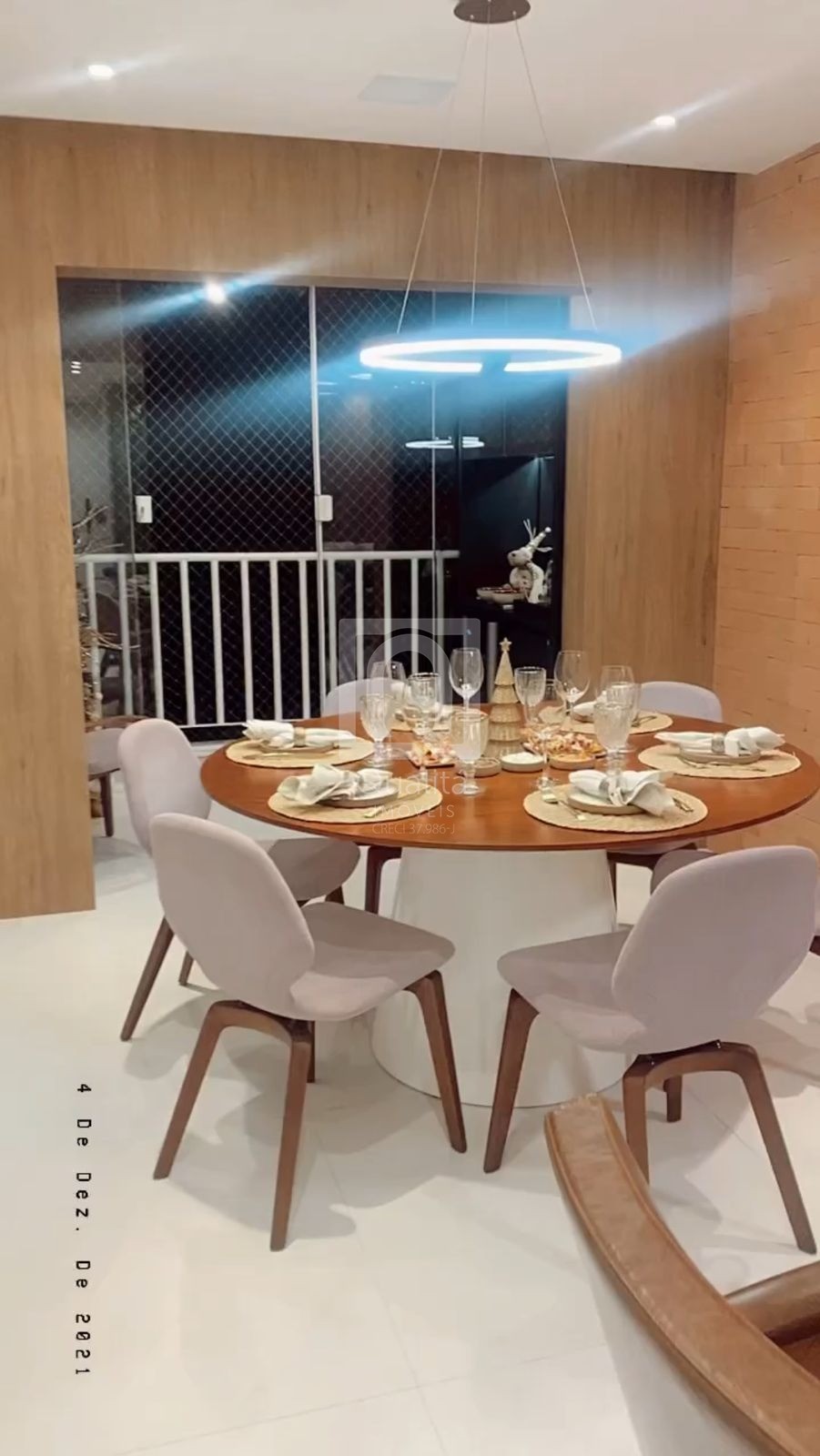 Apartamento à venda com 2 quartos, 98m² - Foto 2
