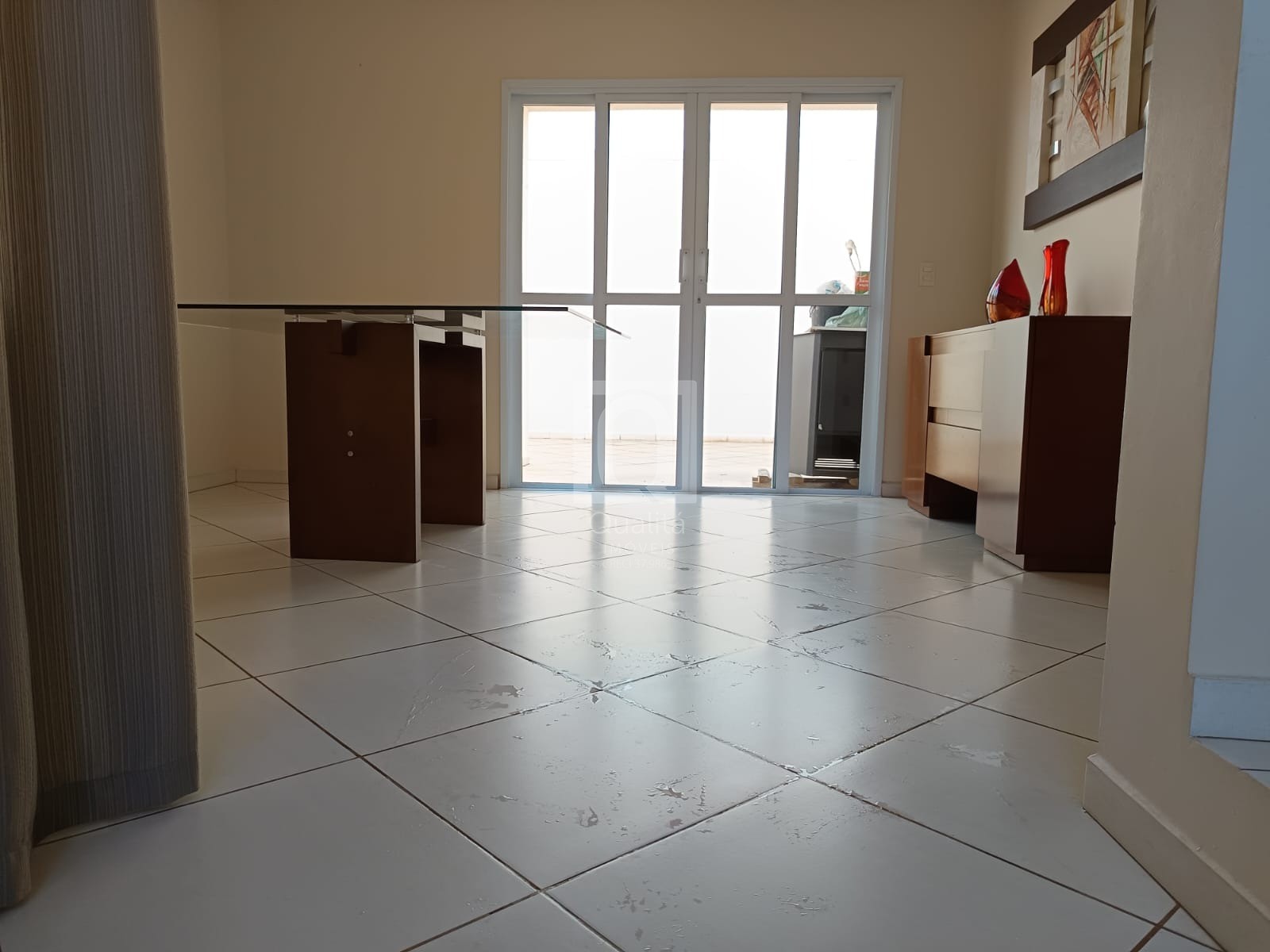 Casa de Condomínio à venda com 3 quartos, 300m² - Foto 3