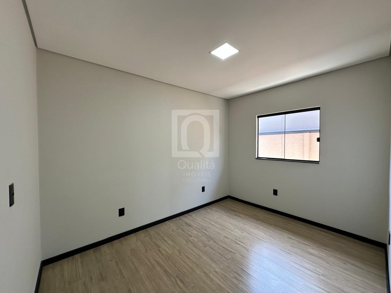 Casa de Condomínio à venda com 3 quartos, 250m² - Foto 8