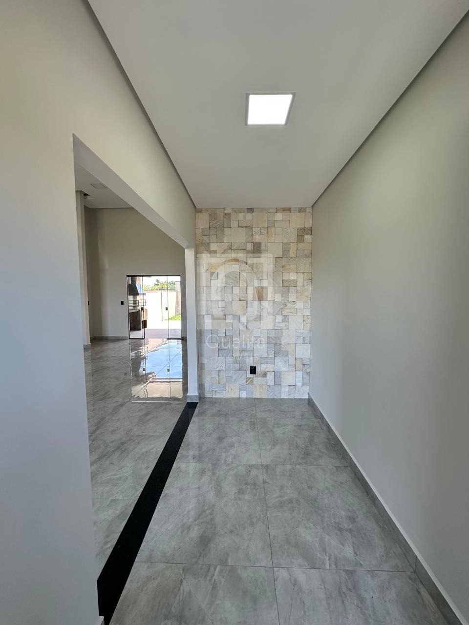 Casa de Condomínio à venda com 3 quartos, 250m² - Foto 4