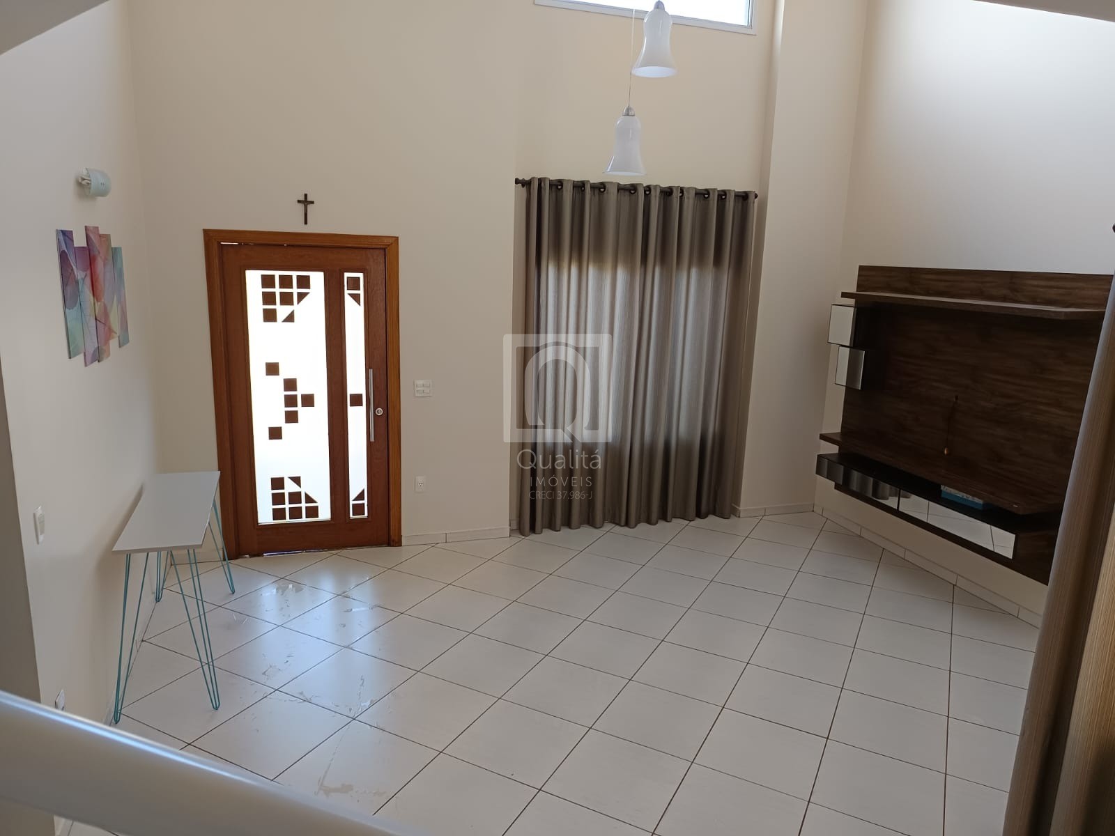 Casa de Condomínio à venda com 3 quartos, 300m² - Foto 1