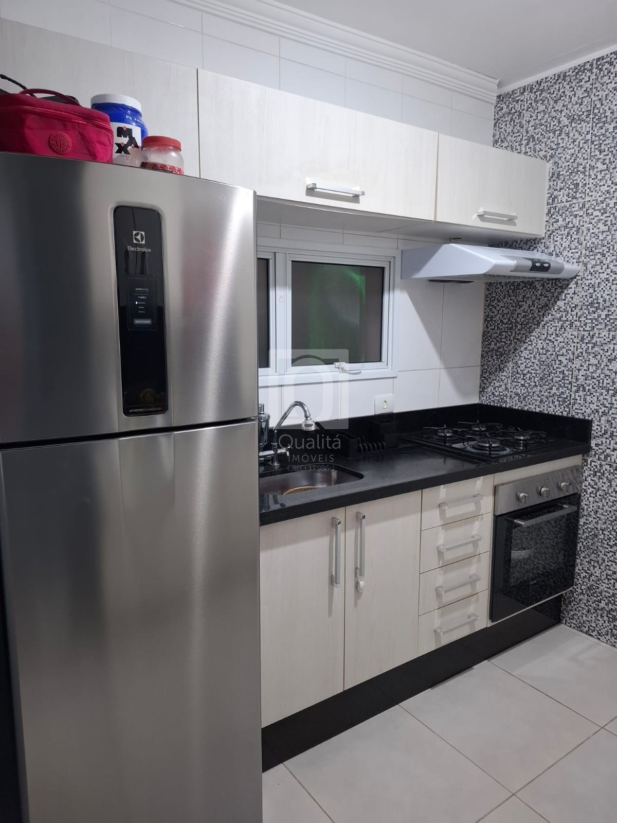 Casa de Condomínio à venda com 3 quartos, 210m² - Foto 4
