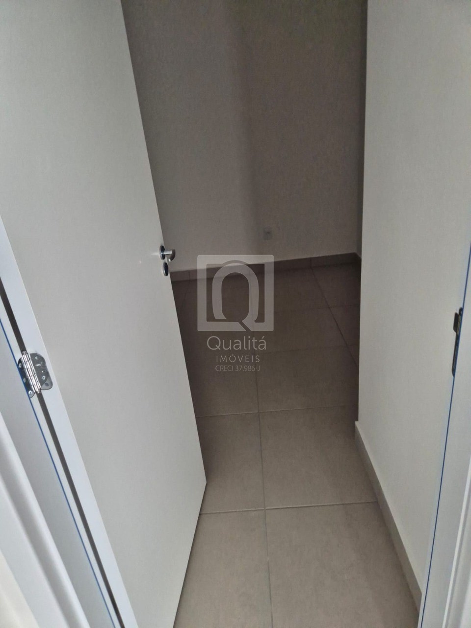 Apartamento à venda com 2 quartos, 43m² - Foto 8