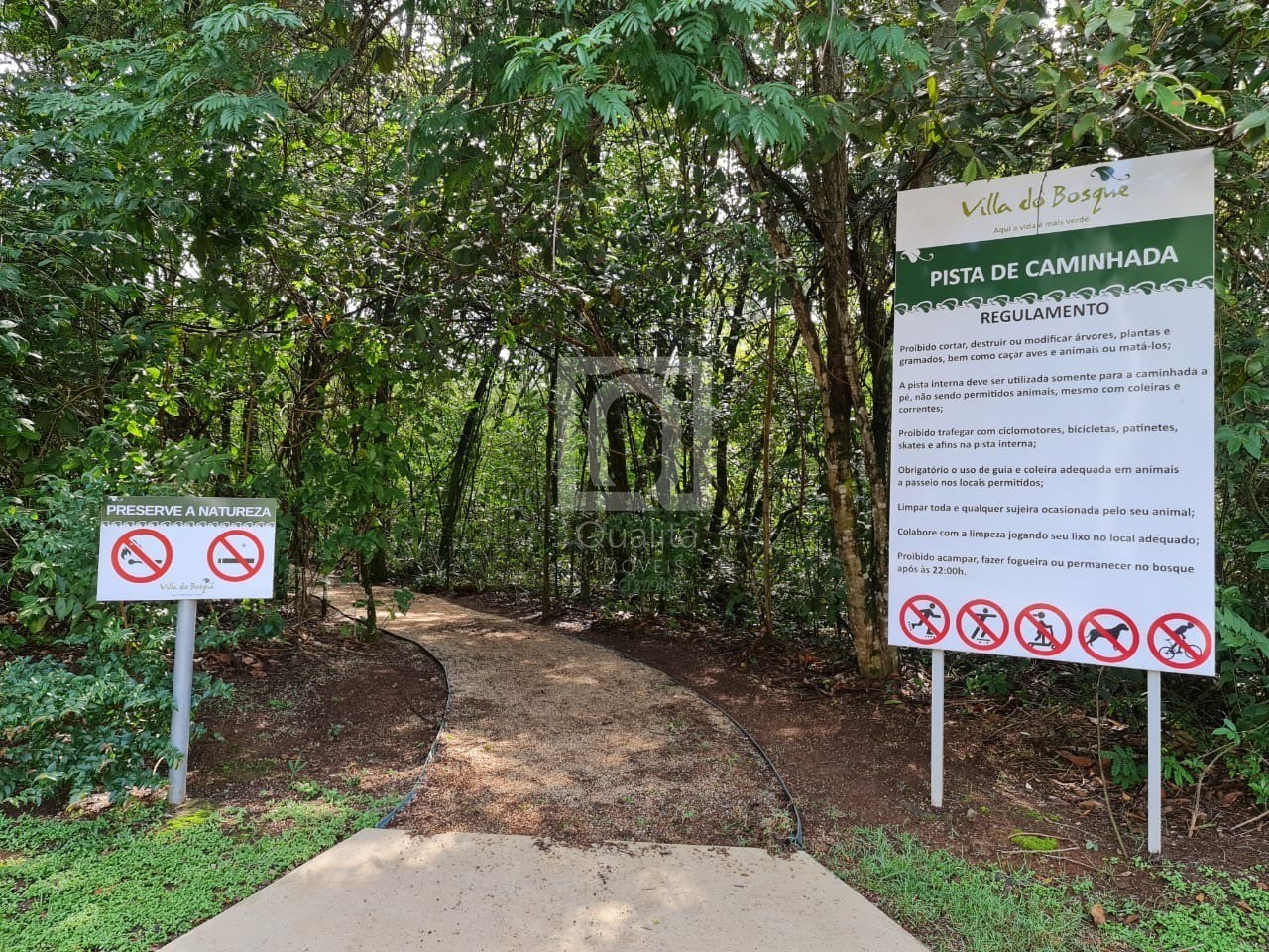 Casa de Condomínio à venda e aluguel com 3 quartos, 200m² - Foto 28