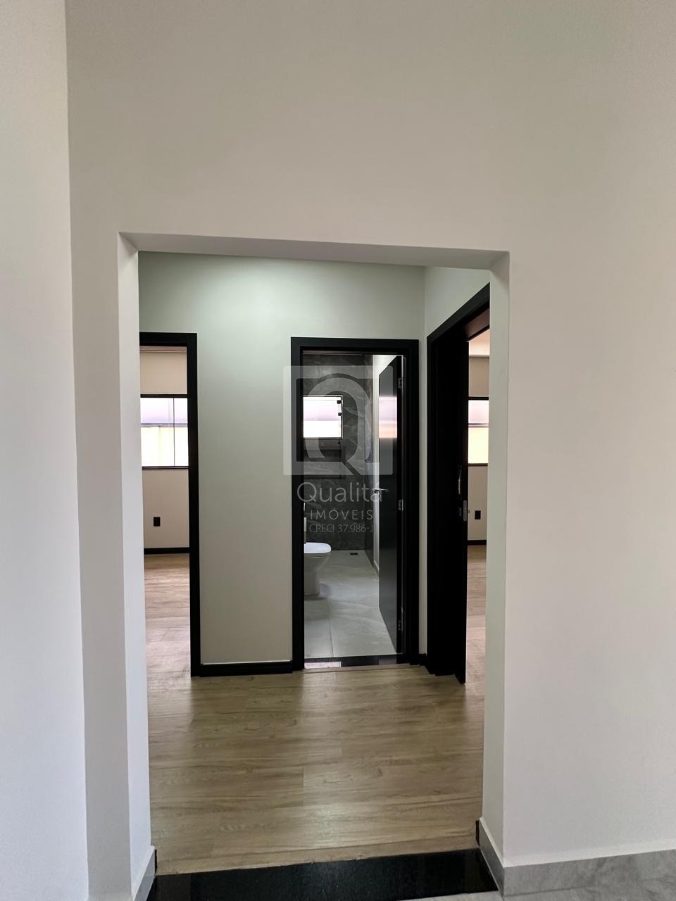 Casa de Condomínio à venda com 3 quartos, 250m² - Foto 5