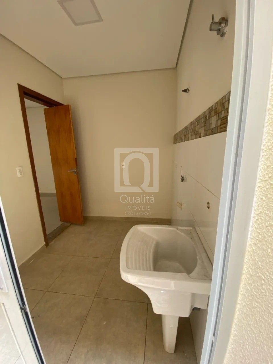 Casa de Condomínio à venda e aluguel com 3 quartos, 200m² - Foto 14