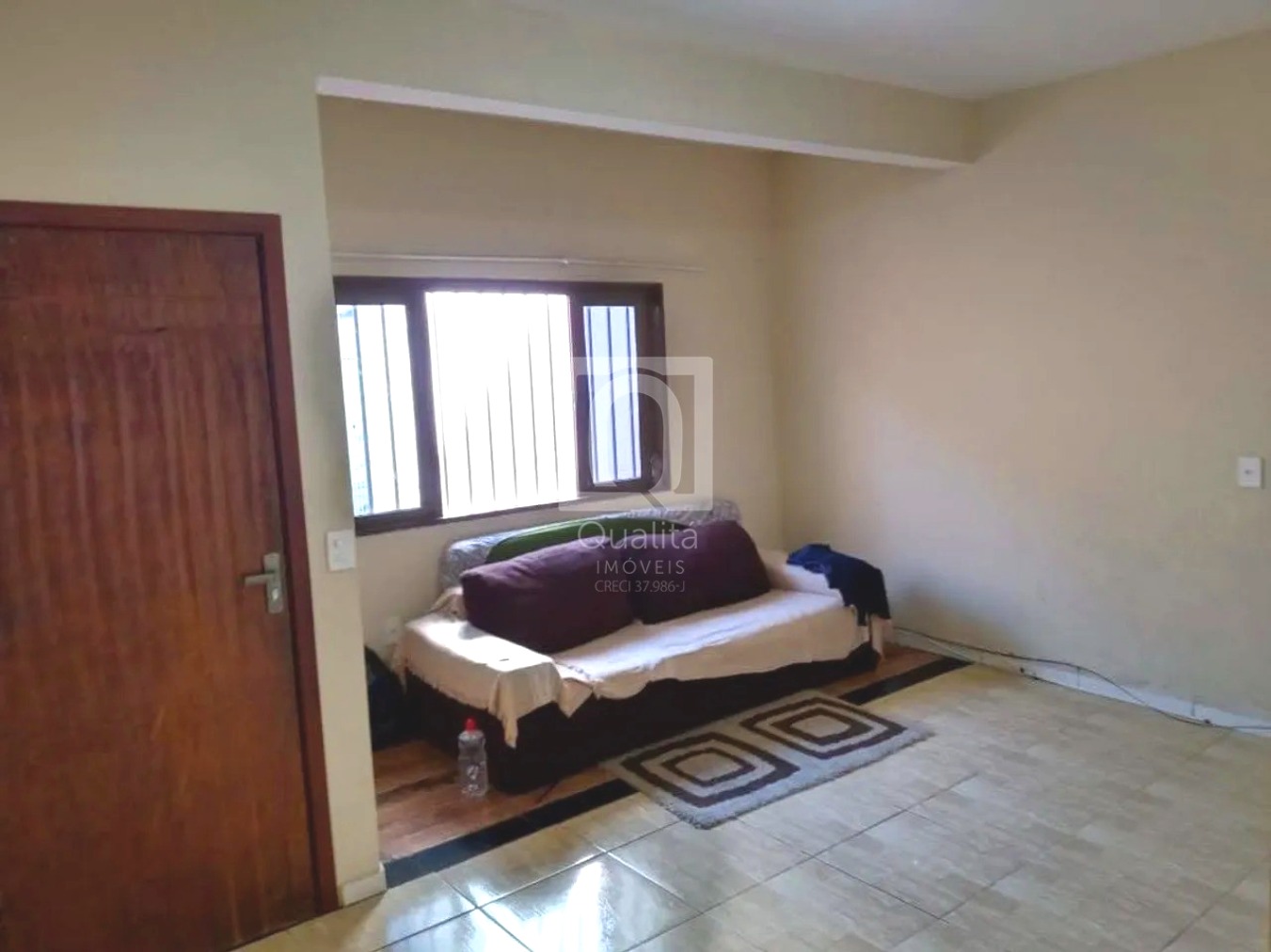 Casa, 1 quarto, 75 m² - Foto 1