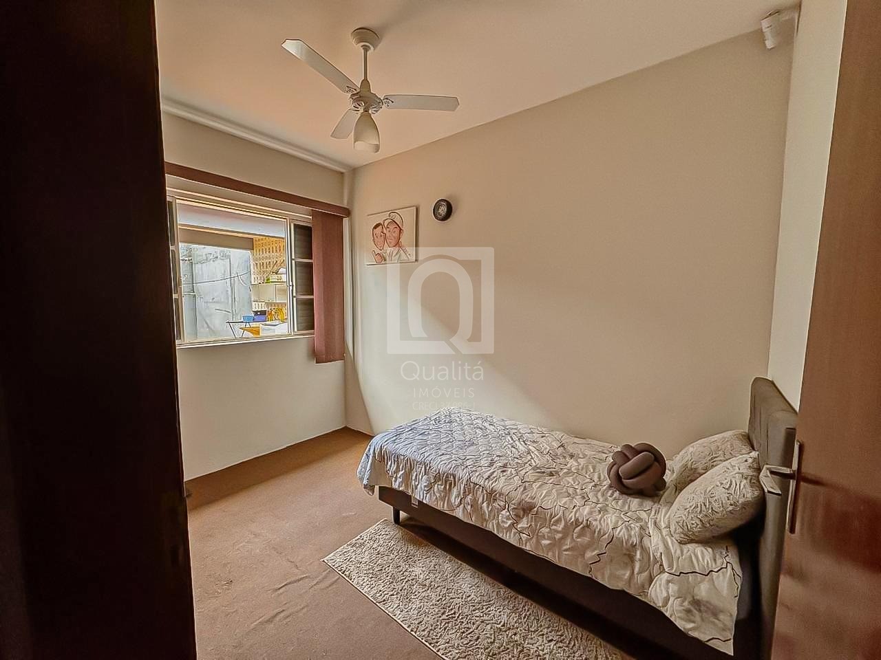 Casa à venda com 3 quartos, 360m² - Foto 16