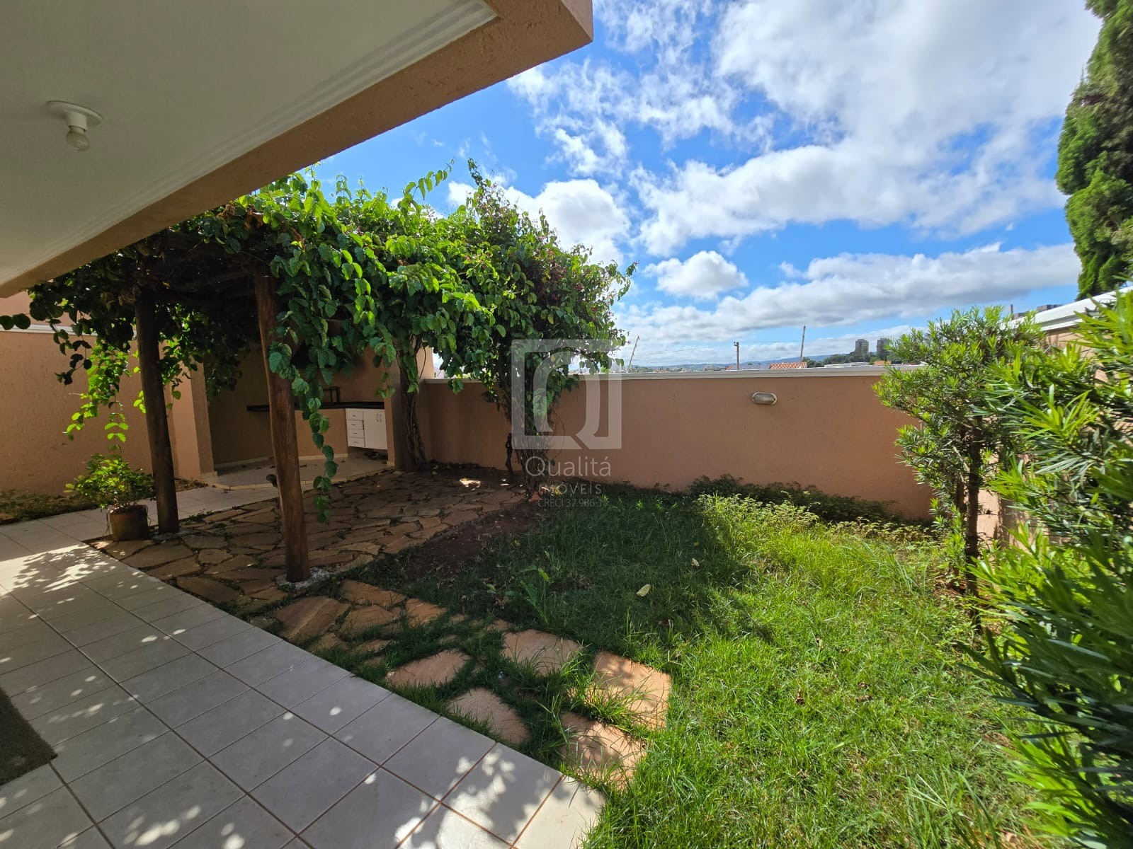 Casa de Condomínio à venda com 5 quartos, 228m² - Foto 33