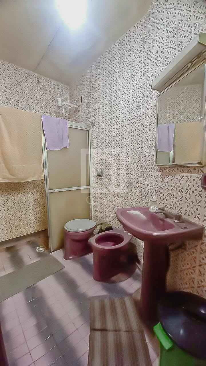 Casa à venda com 3 quartos, 216m² - Foto 13