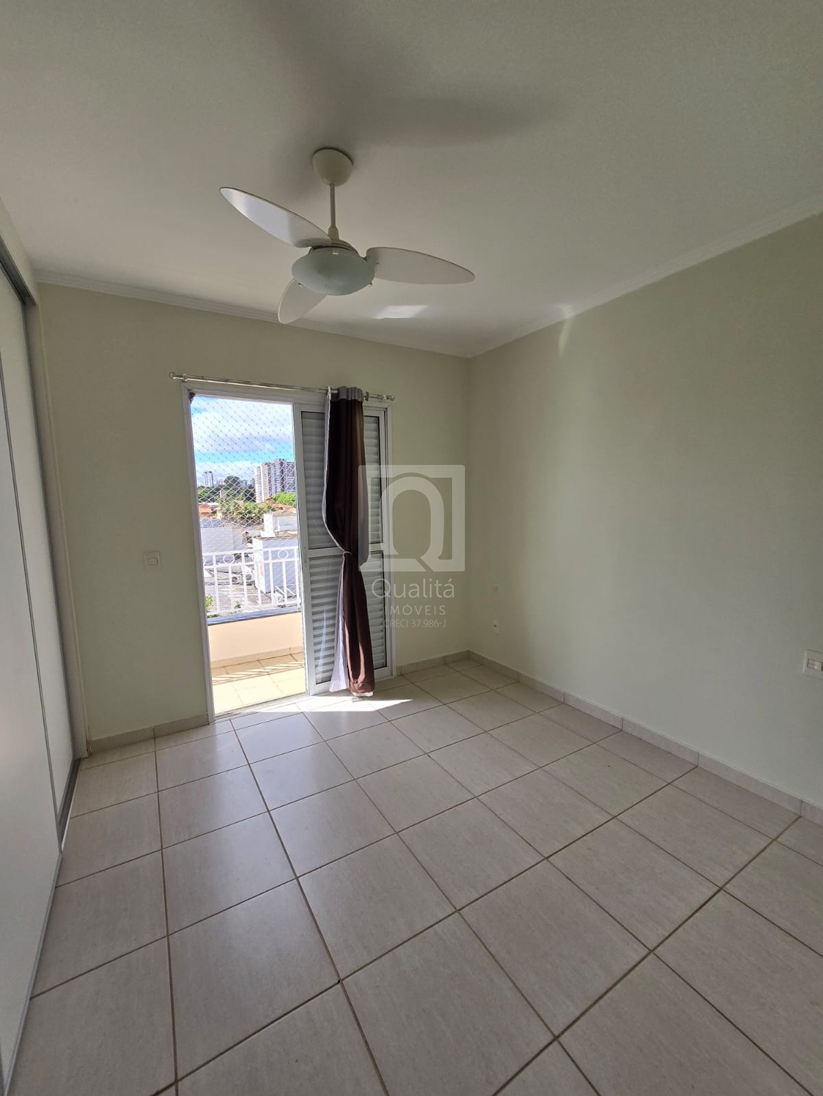 Casa de Condomínio à venda com 5 quartos, 228m² - Foto 13