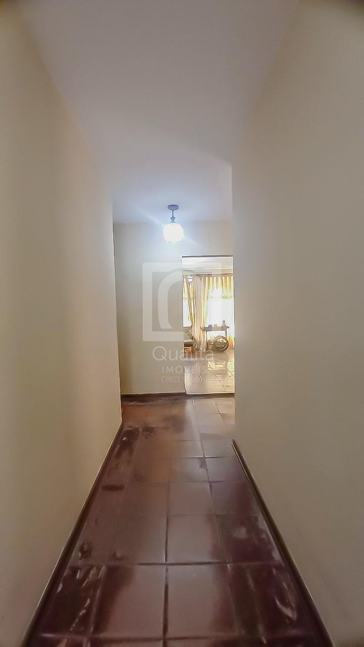 Casa à venda com 3 quartos, 216m² - Foto 10
